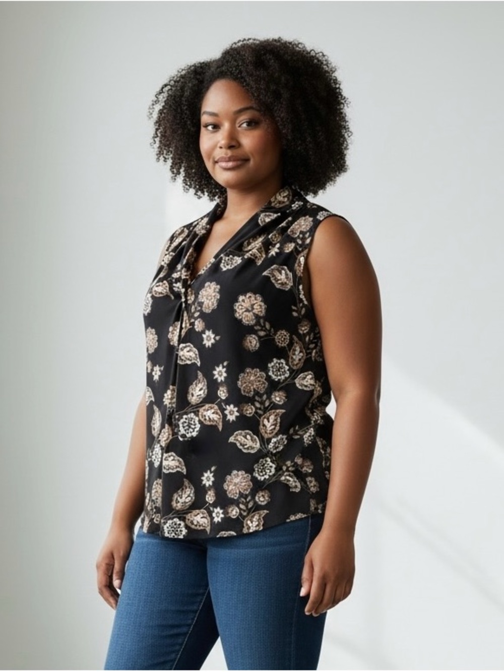 Original Calvin Klein Sleeveless Floral V-Neck Top in Black, XL